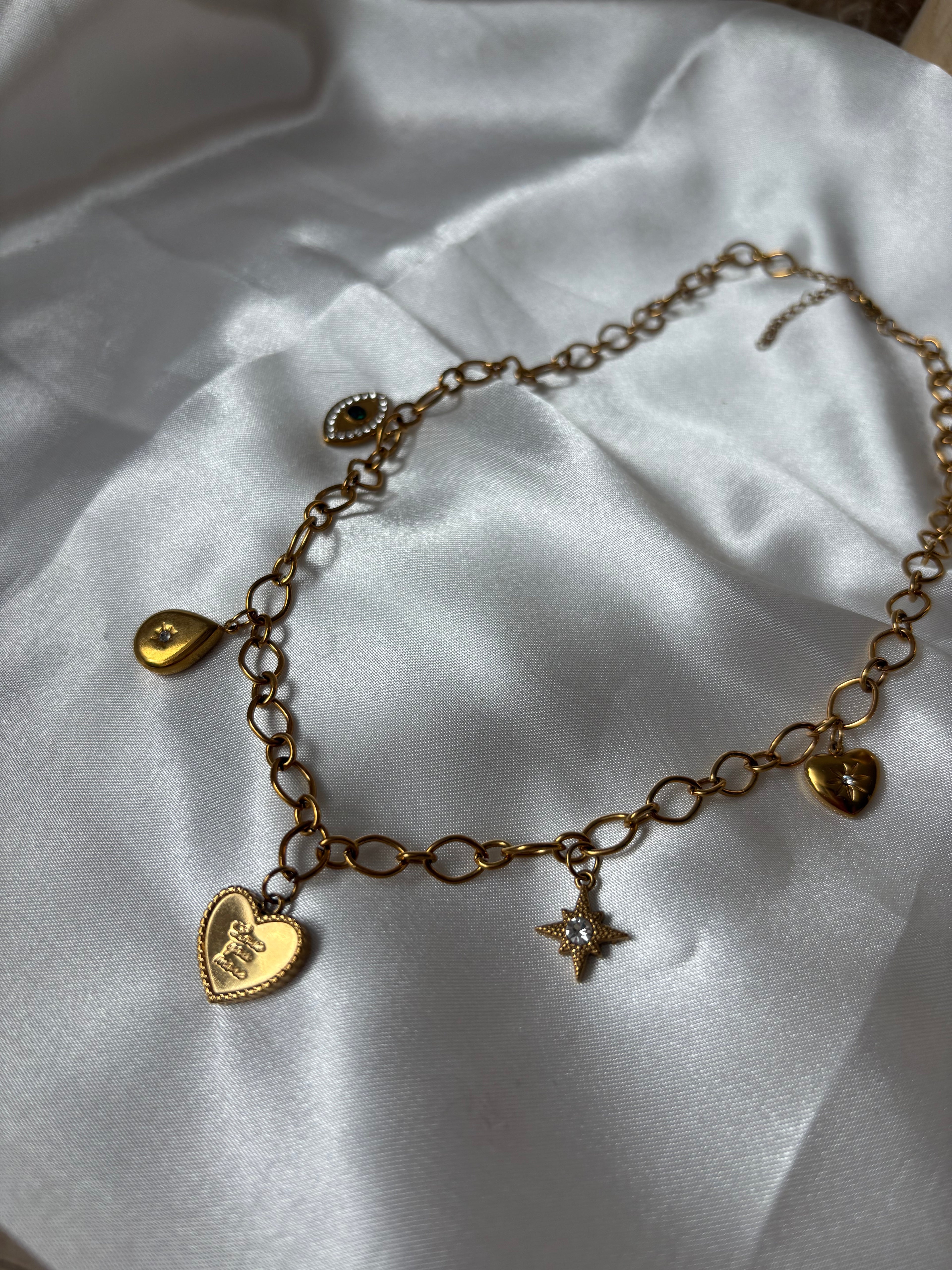 Collier Eva