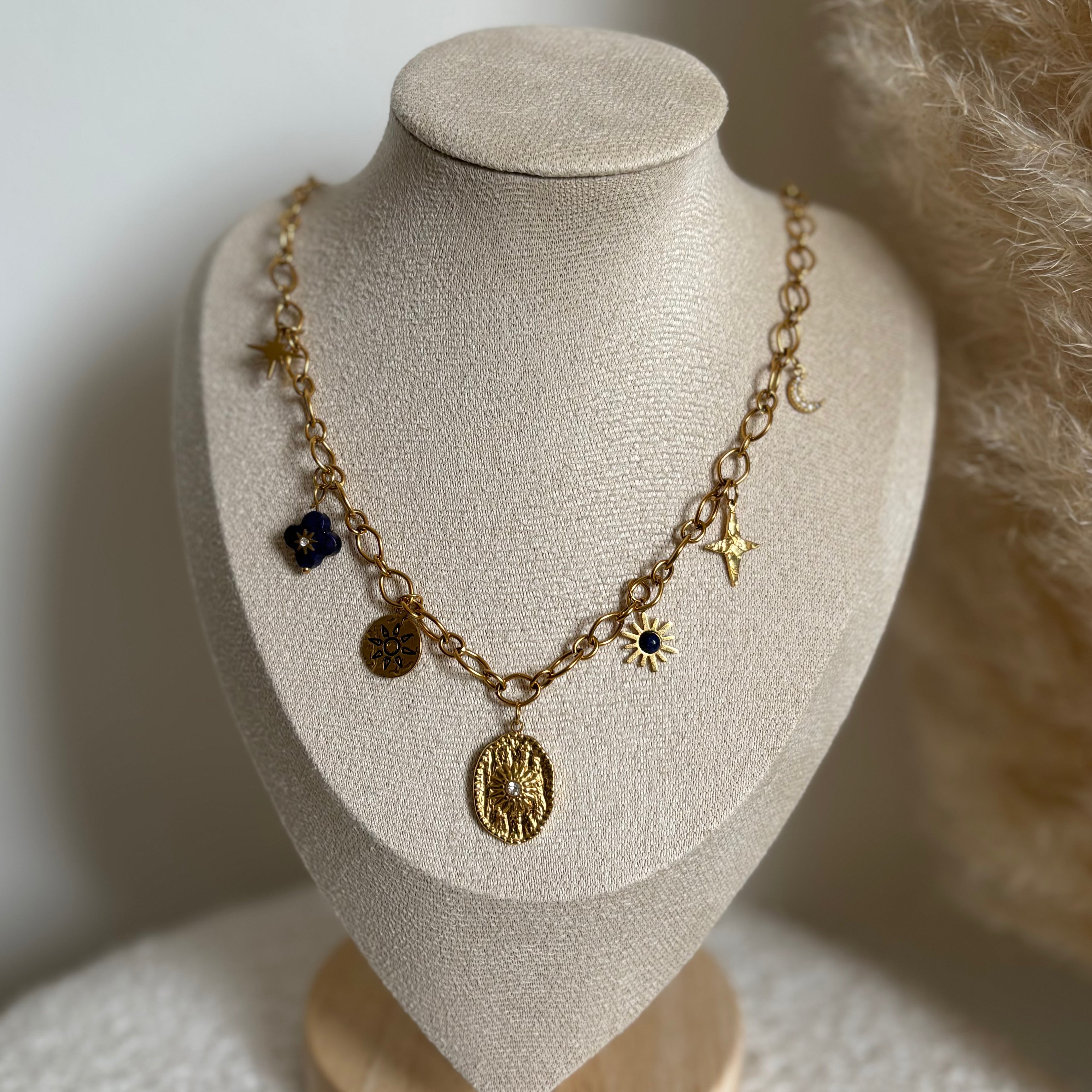 Collier Astra